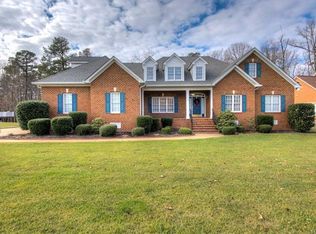 10648 Michmar Dr, Chester, VA 23831