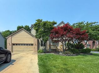 20867 Veranda Dr, Novi, MI 48375