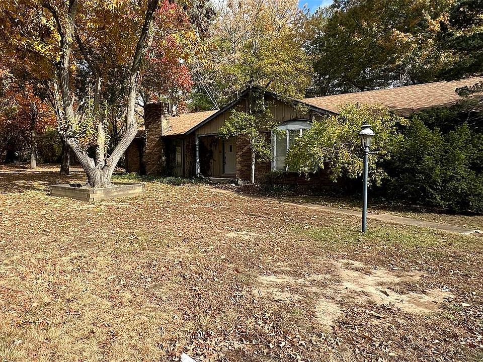 1st image of 12698 Meadowdale Dr
