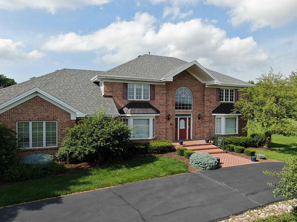 1st image of 520 Schauer Ln