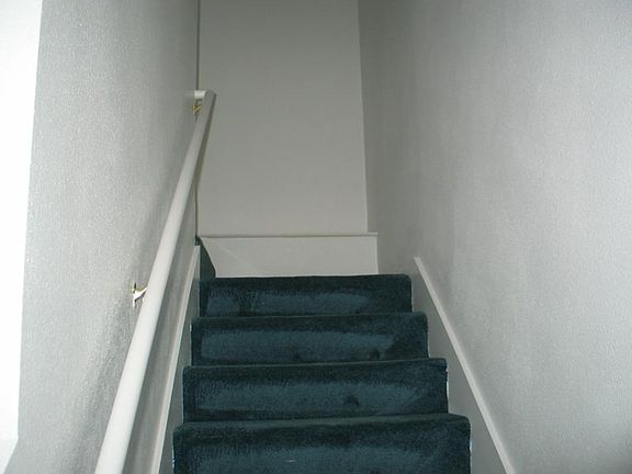 3rd image of 367 Dunsmuir Ter Unit 1