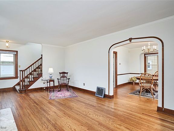 5th image of 2121 10th St