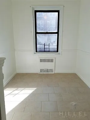 Rented by Hillel Realty Group | media 22