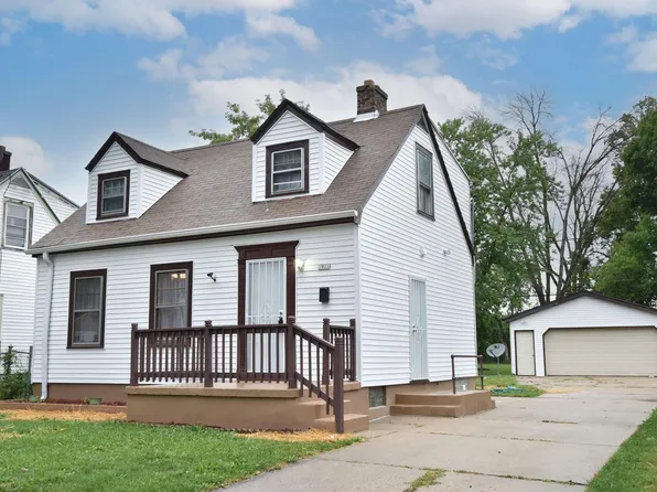 2926 W Bobolink AVENUE, Milwaukee, WI 53209