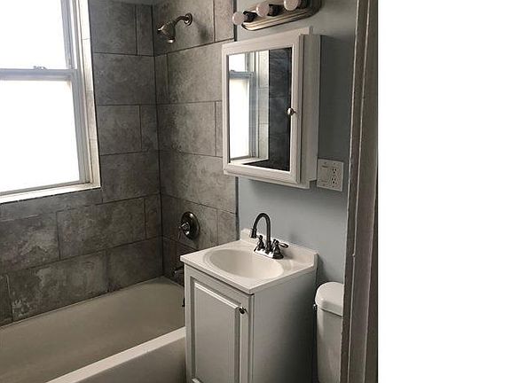 5th image of 6016 S Calumet Ave APT 1