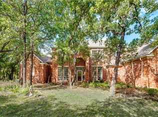9584 Yellow Rose Ln, Pilot Point, TX 76258
