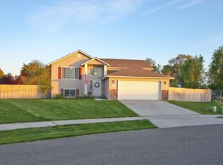 9604 Winthrop Dr, Pasco, WA 99301