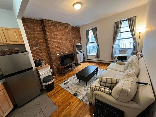 Rented by Best Apartments North Inc | media 18