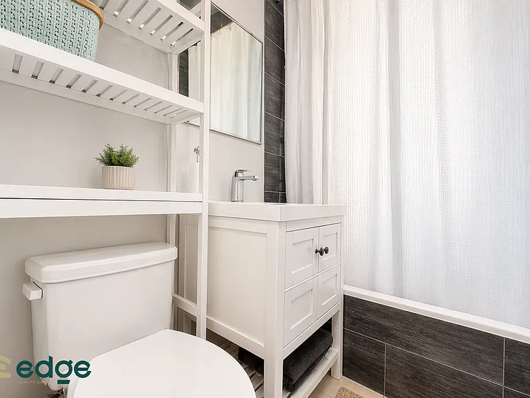 527 Knickerbocker Ave #3J — Photo 7