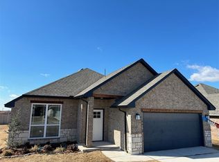 19701 Brookville Dr, Edmond, OK 73012