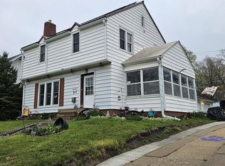 511 N Frederick Ave, Oelwein, IA