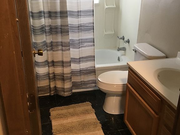 5th image of 2114 Kenyon St #C