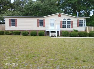 5646 Medicus Ln, Hope Mills, NC 28348