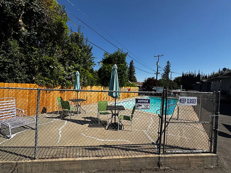 1275 Williams Way — Photo 5