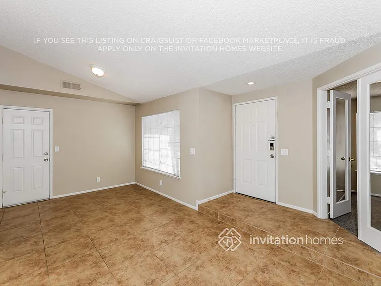 90 Megan Dr — Photo 8