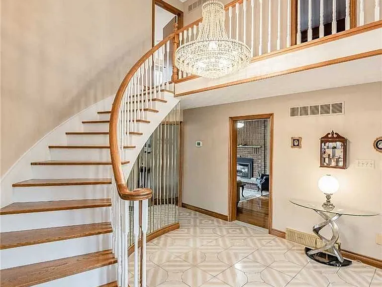 28 Walnut Dr — Photo 9