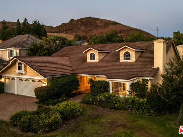 5744 Hempstead Dr, Agoura Hills, CA 91301