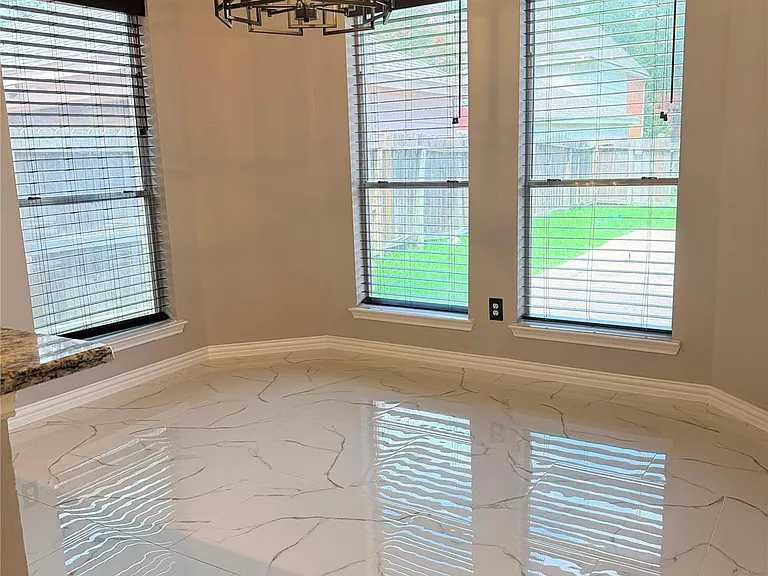11915 Gardner Park Ln — Photo 14