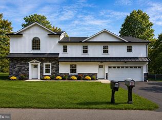 481 Sample Bridge Rd, Enola, PA 17025