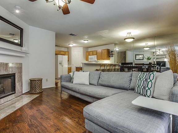 4th image of 3643 Clubview Dr