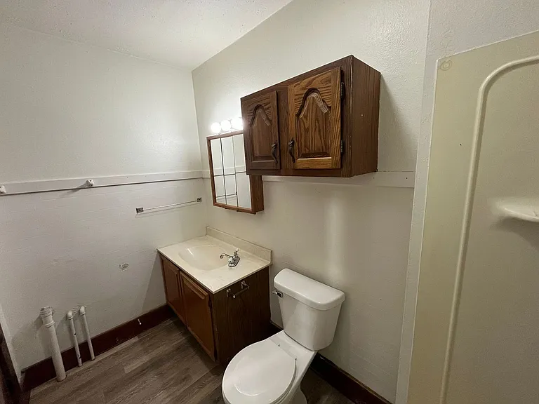 725 Werle Ave — Photo 12