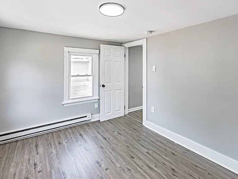 218 Sinnickson St — Photo 12