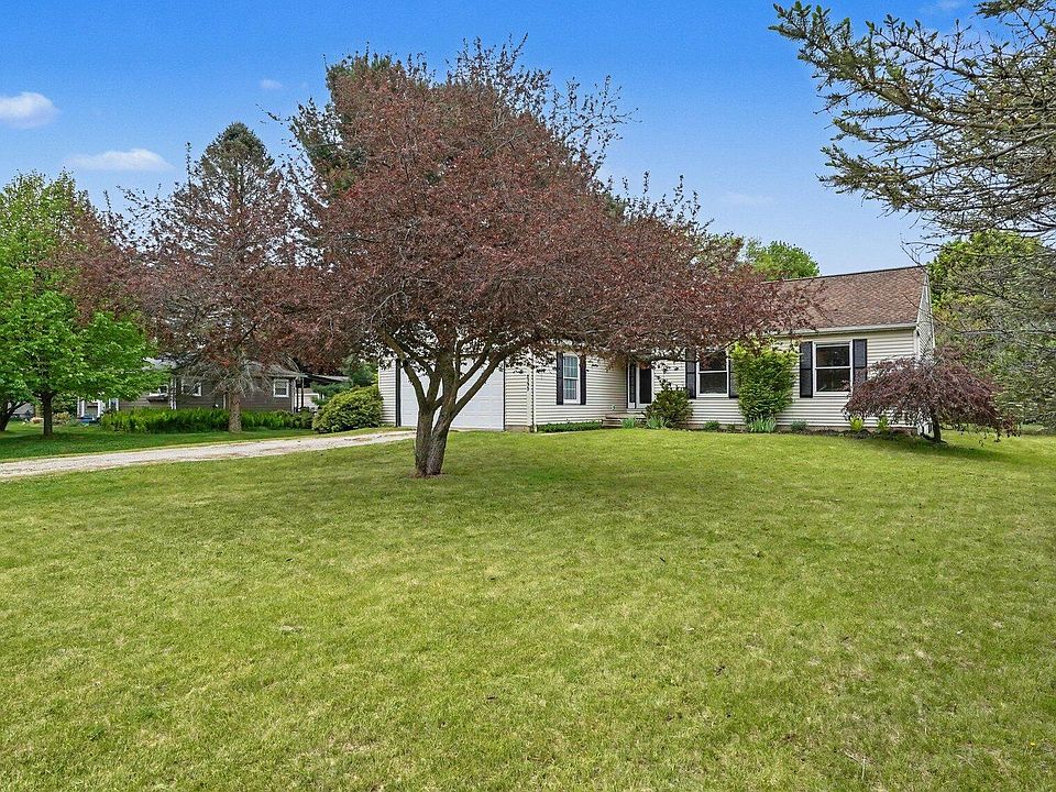 1st image of 8395 Huron River Dr