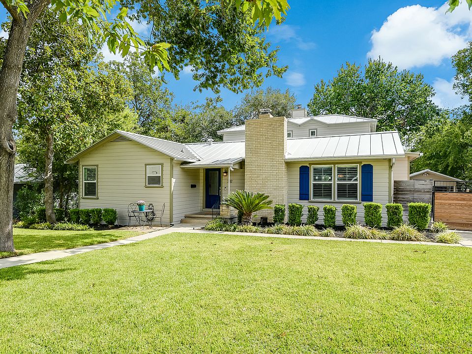 1st image of 332 Lilac Ln