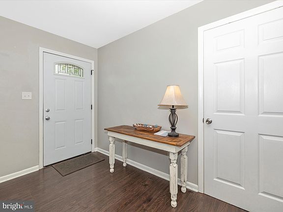4th image of 1127 Carroll Heights Blvd