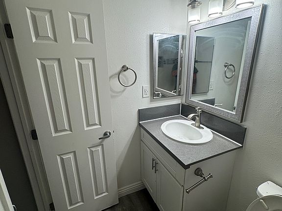 2nd image of 18407 E Roscoe Blvd