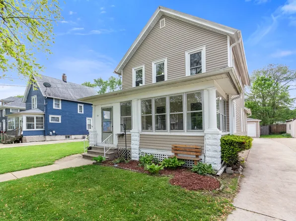 711 Talma St, Aurora, IL 60505
