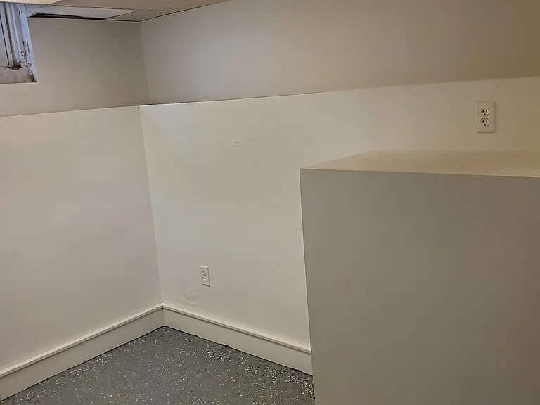1232 Woodward Ave — Photo 39