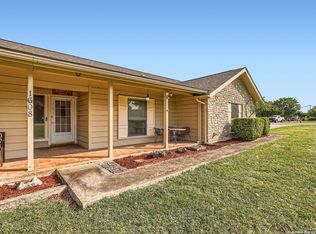1608 Kings Ranch Rd, Bandera, TX 78003