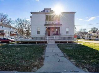 711 E Burlington St APT 6, Iowa City, IA 52240