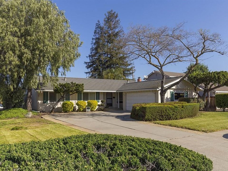 1st image of 2801 Evergreen Way