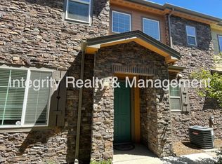 7464 S Logan St, Littleton, CO 80122