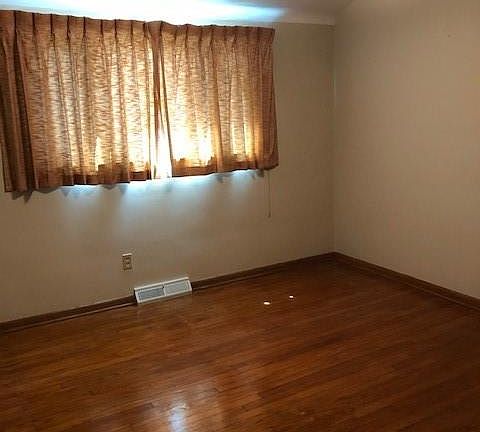 5th image of 12685 Gardenside Dr