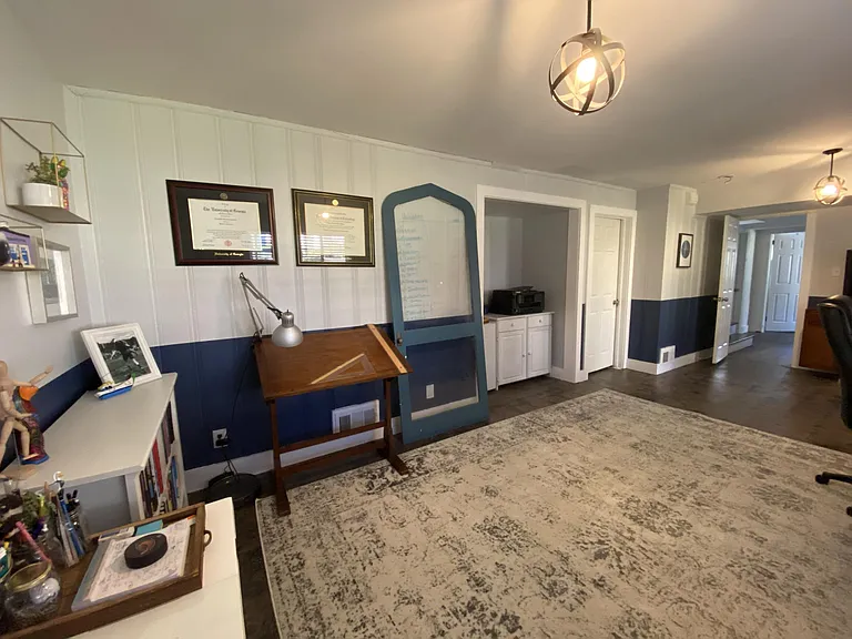 4975 Lake Forrest Dr — Photo 8