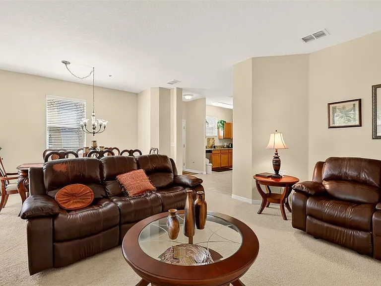 1323 Priory Cir — Photo 17