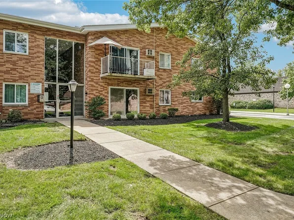 491 Tollis Pkwy APT 173E, Broadview Heights, OH 44147
