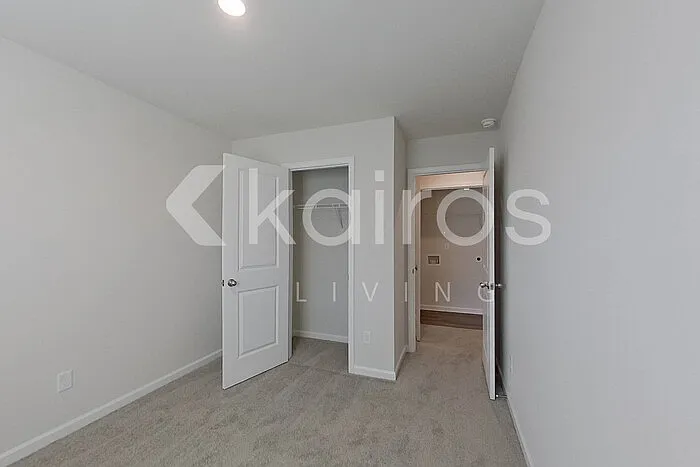 2185 Banyon Cir — Photo 20