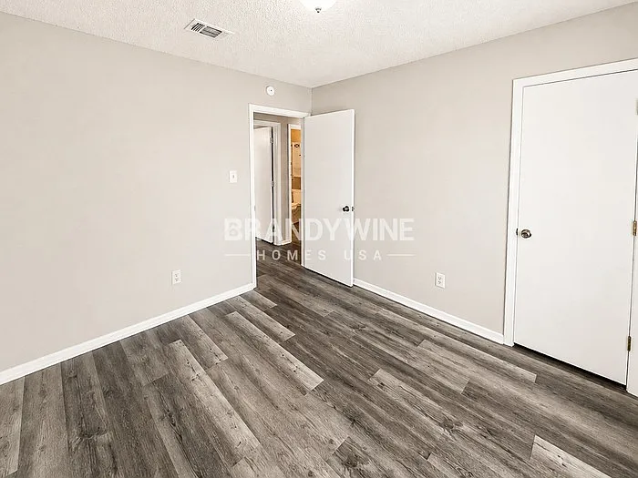 8428 Raymond Ave — Photo 15