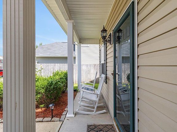 4th image of 4122 Lady Slipper Ln