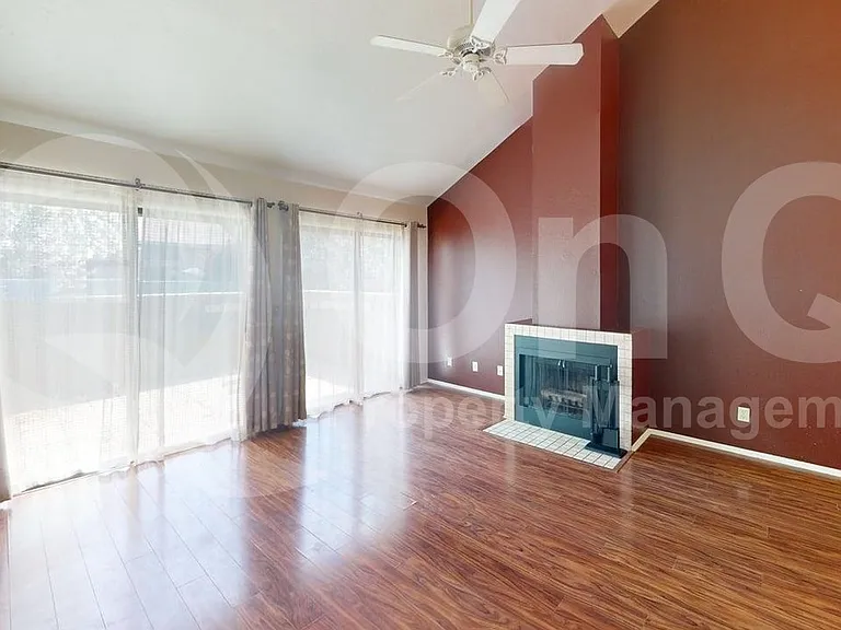 3857 N Paseo De Las Canchas — Photo 6