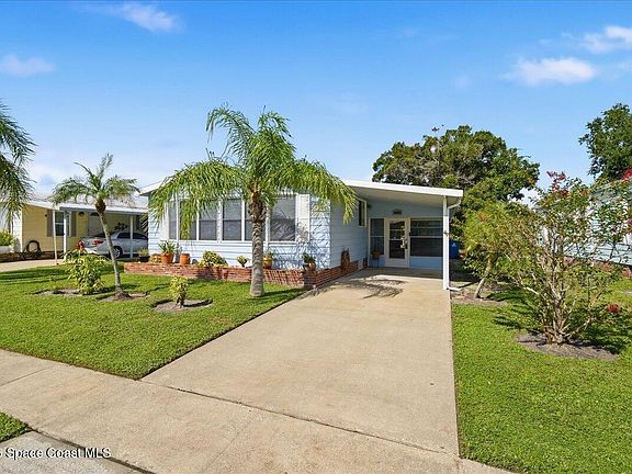 3rd image of 1884 Mango St NE