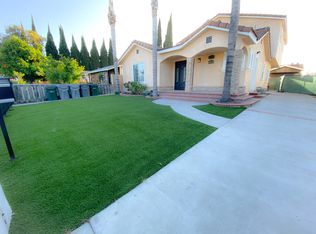 11021 Bullis Rd, Lynwood, CA 90262