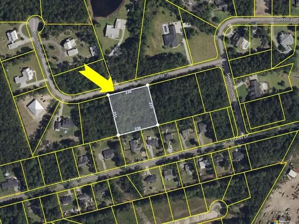 24 Huntington Ct, Walterboro, SC 29488