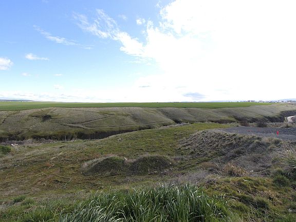 5th image of 3225 Hidden Valley Loop