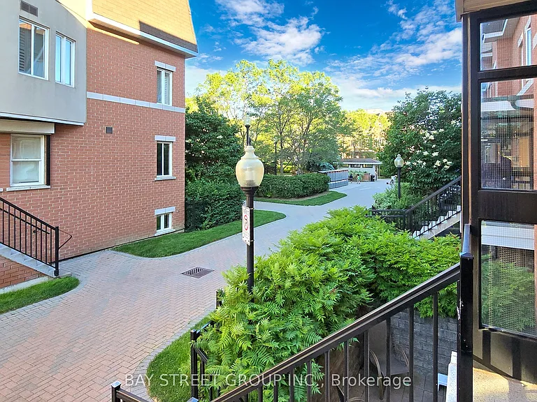 308 John St #212 — Photo 23