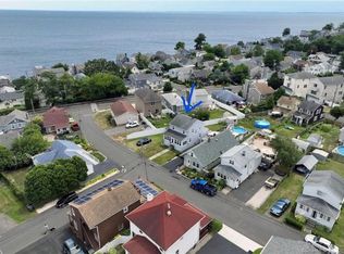 16 Stevens St, Milford, CT 06460